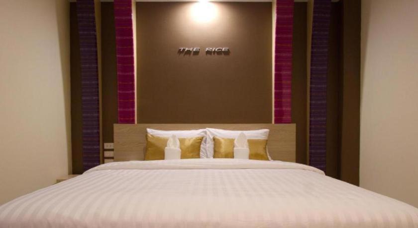 The Rice Hotel Ройет Экстерьер фото